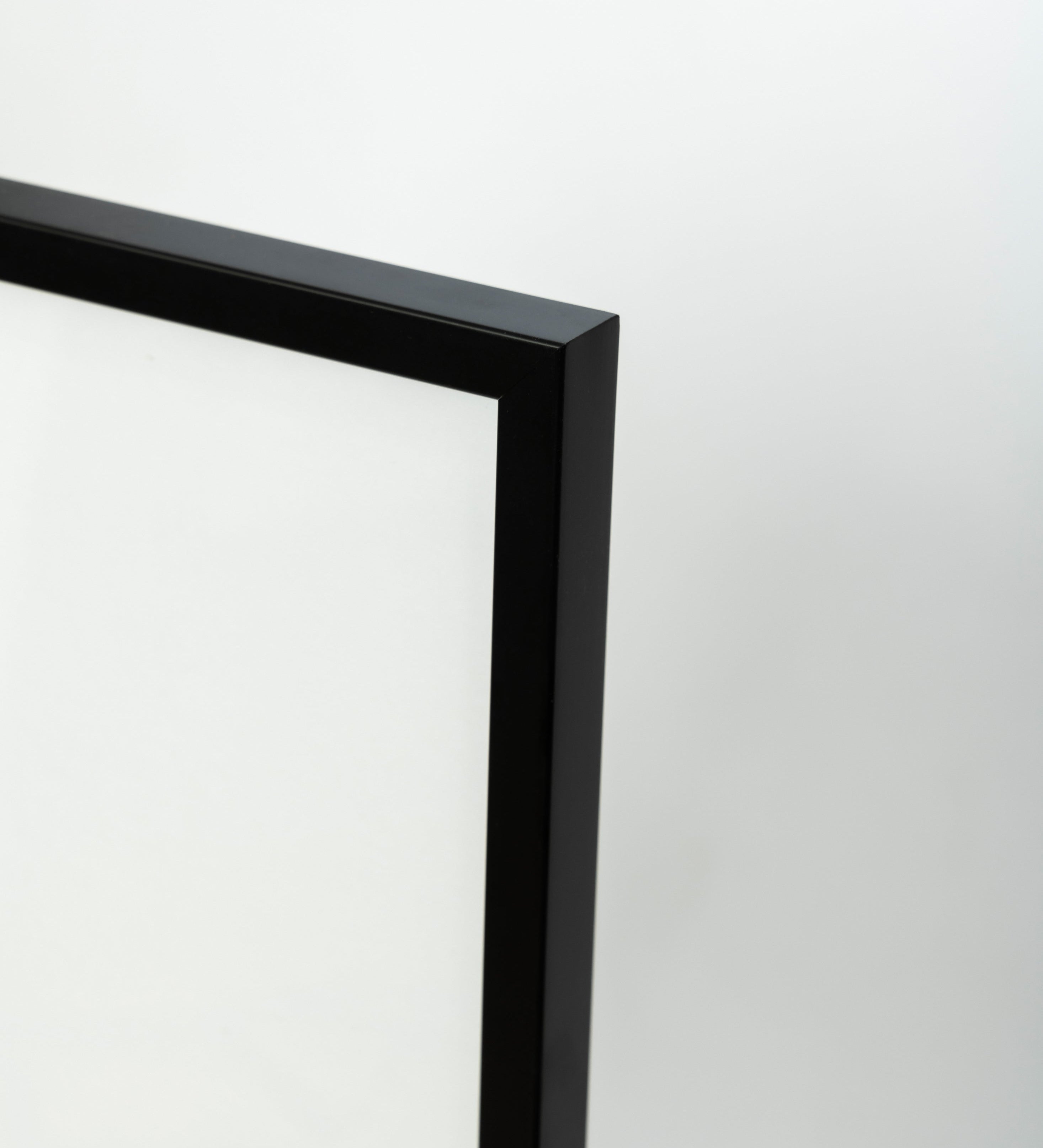 RAM I EK | SVART Elin PK